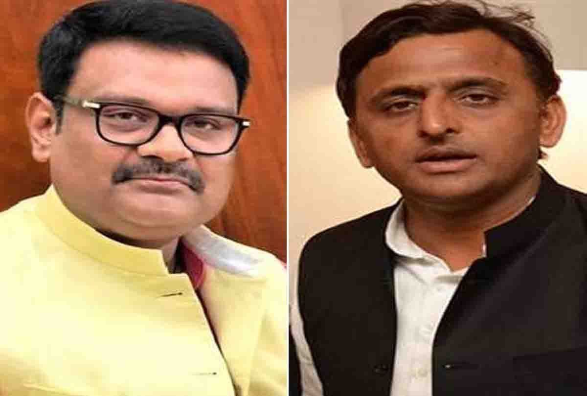 Subrata Pathak attacked Akhilesh Yadav for refusing to get Corona vaccine