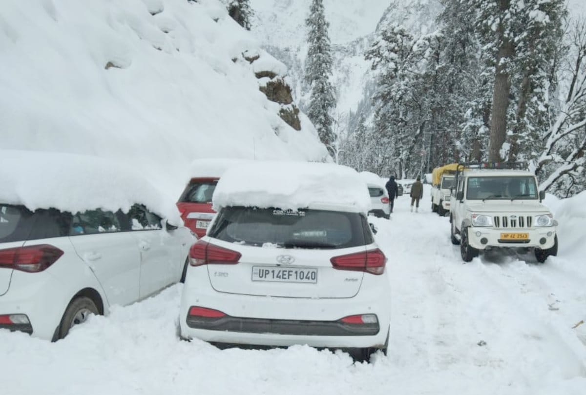 himachal weather update: yeloow and orange alert in himachal pradesh heavr rain alert in himachal heavy snowfall alert in himachal pradesh