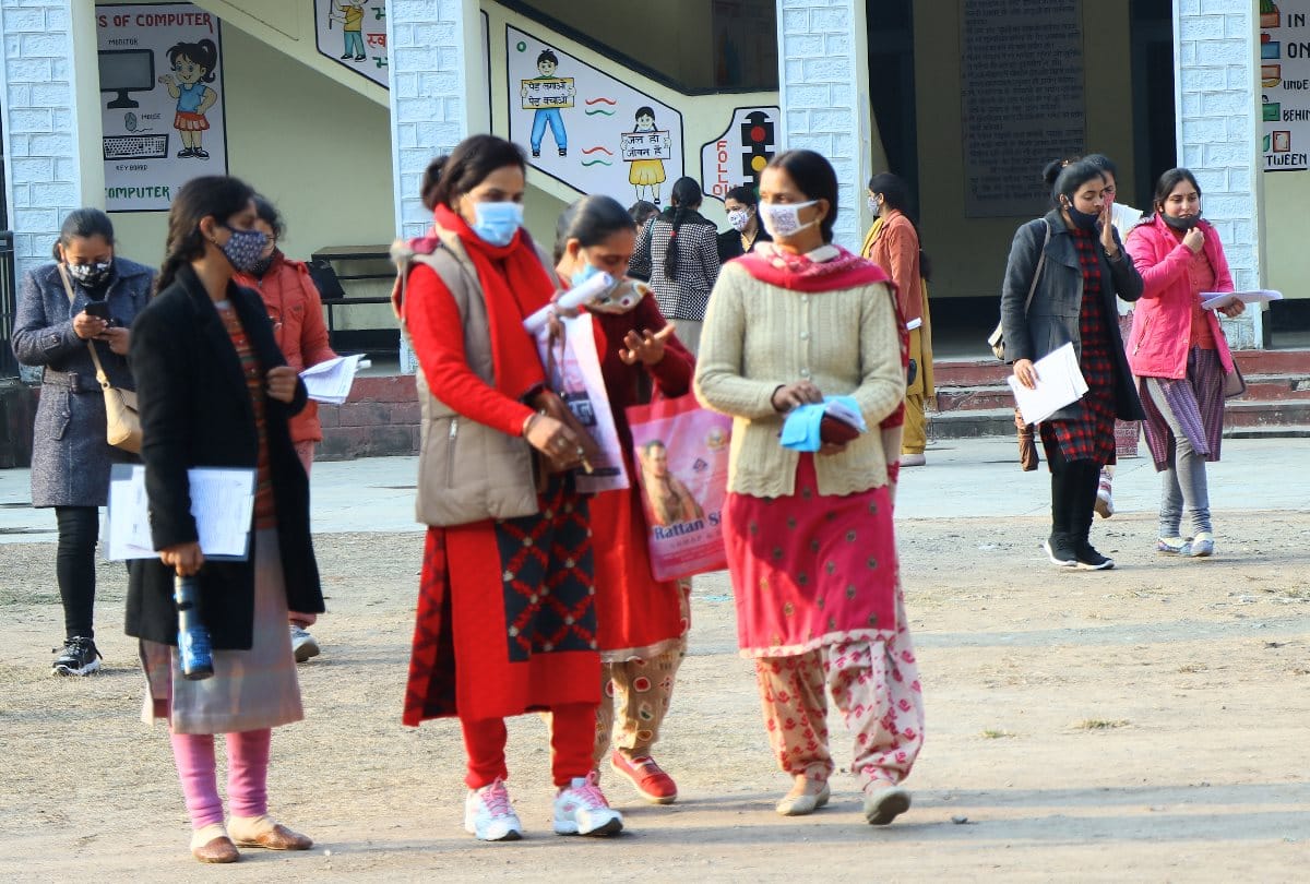 HPSSC Hamirpur Conducted screening test for labor inspector and ayurvedic pharmacist