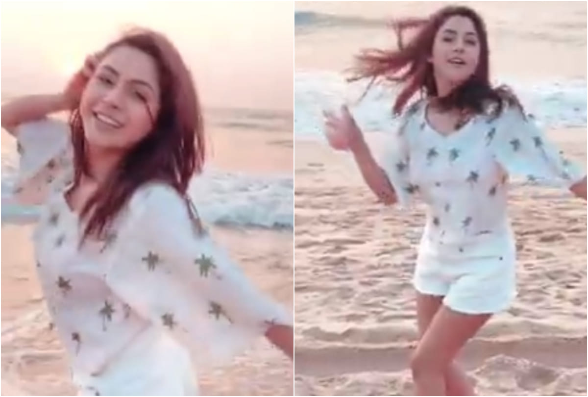 shehnaaz gill return from goa post new pic in peach dress look flawlessly beautiful
