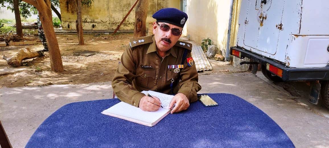 UP Bihar border naxalite movement Sonbhadra Police and PAC alert 