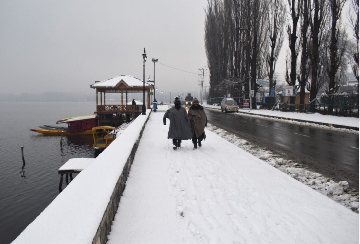 Weather Forecast Update Today in Jammu Kashmir  Snowfall in kashmir