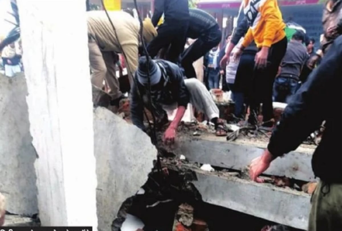 Muradnagar Crematorium Accident News: 24 lives become silent keeping two minutes silent
