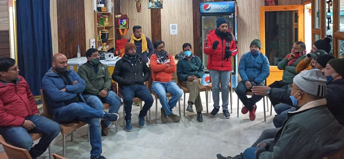 Traders descended against two days lockdown