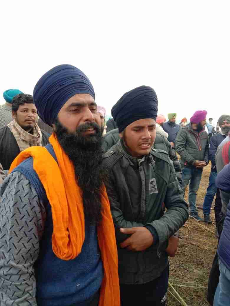 Kashmir Singh's last rites amid police protection