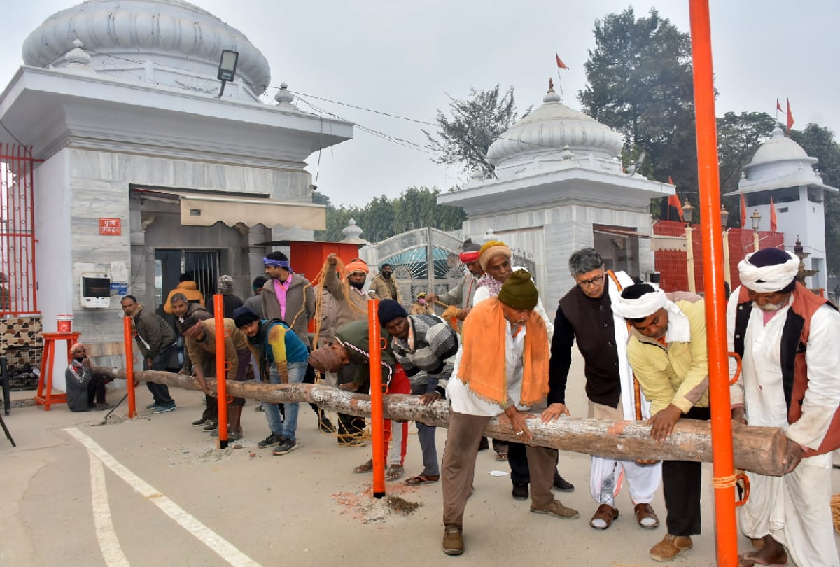 Barricading started in Gorakhnath temple for Khichdi Fair