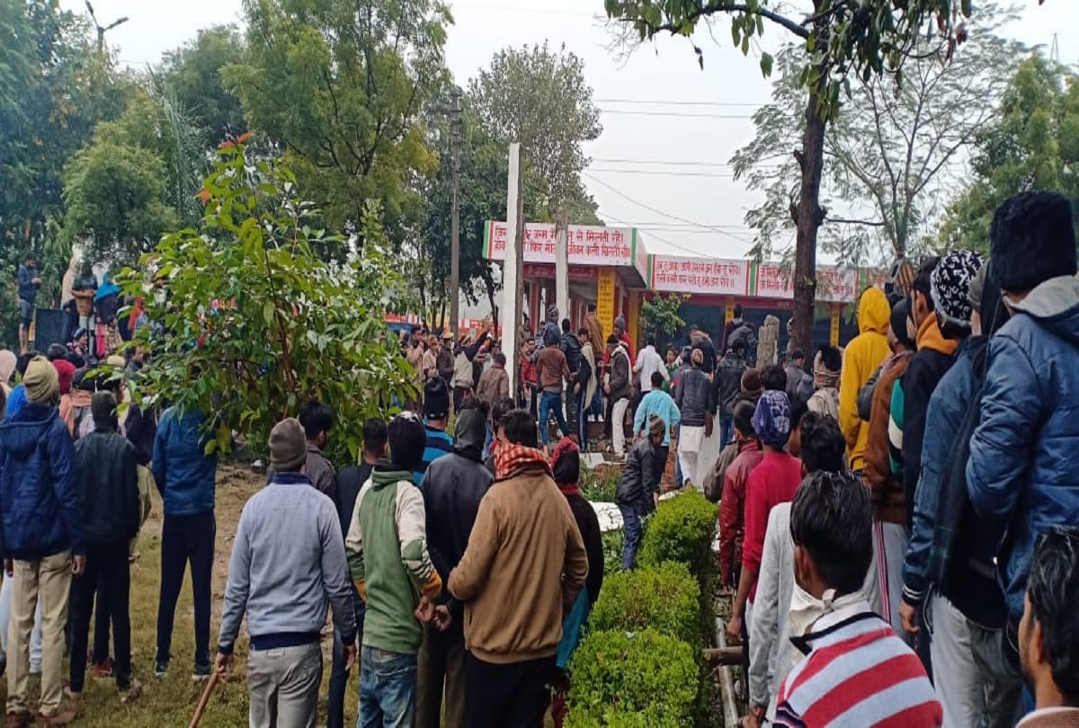 muradnagar shamshan ghat news roof collapse no space left in morchery for dead bodies