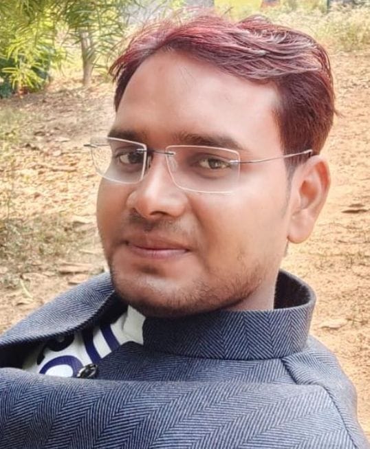 Teacher dies in vehicle collision