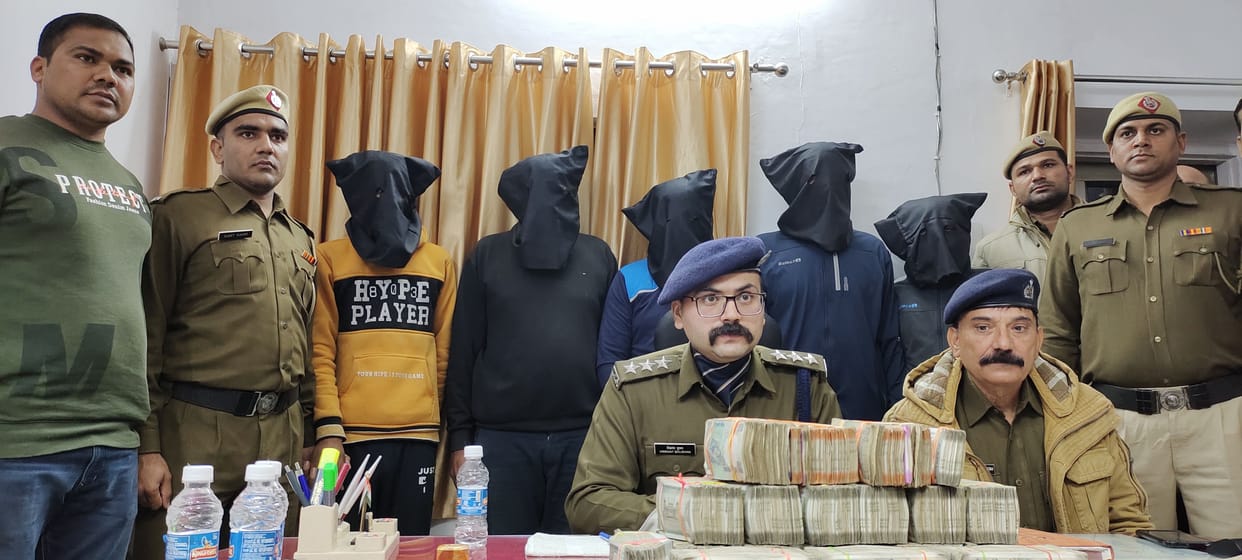 robbery case five accused arrested
