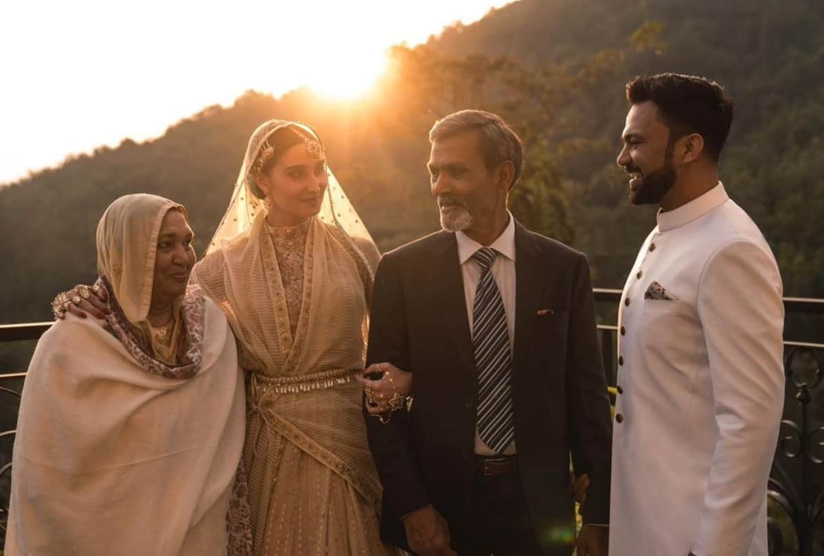 Ali Abbas Zafar ties the knot with Alicia zafar share photo