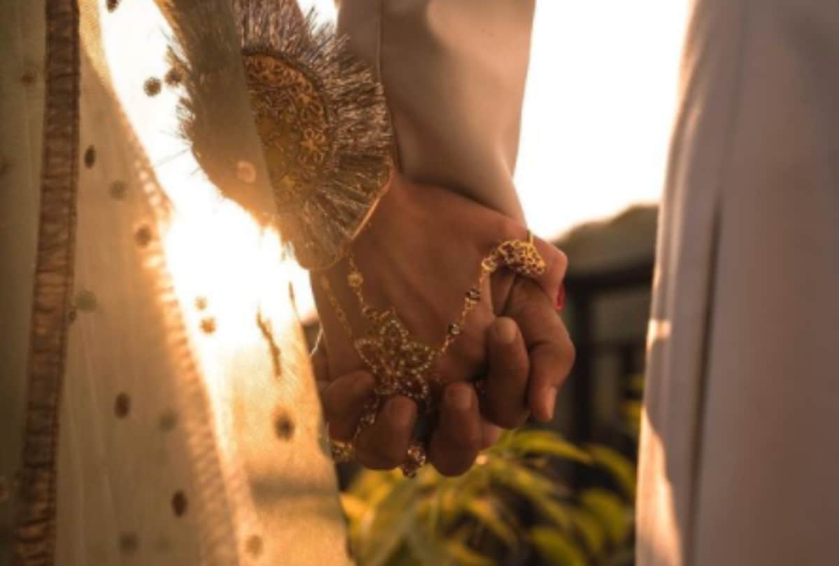 Ali Abbas Zafar ties the knot with Alicia zafar share photo