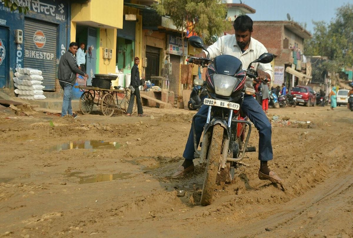 Sewer Line Increases Slippery Two Lakh People In Trouble