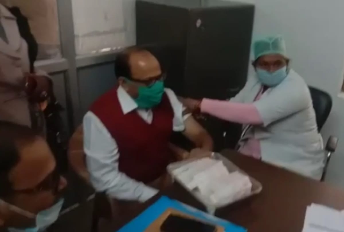 Covid vaccination Dry run starts 20 minutes late in Gorakhpur