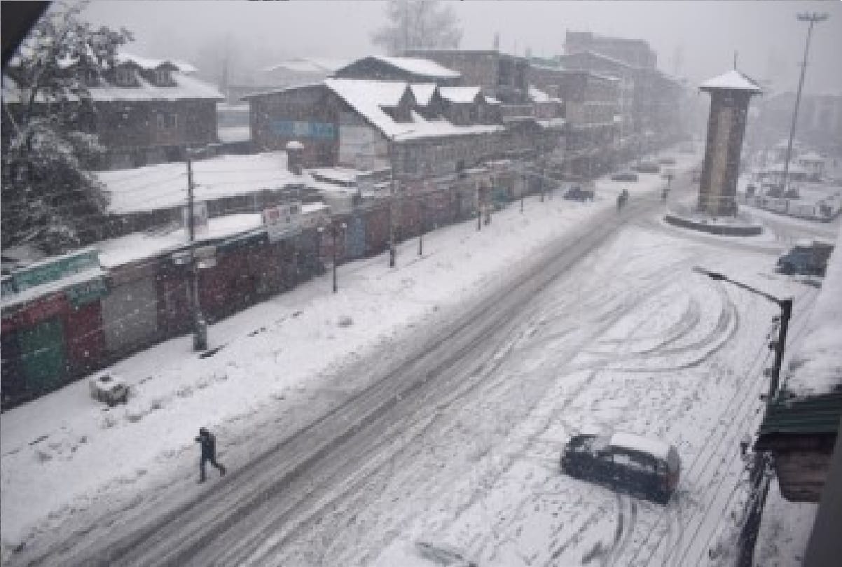 Jammu and Kashmir Snowfall in hilly areas reduced water in rivers power generation reduced