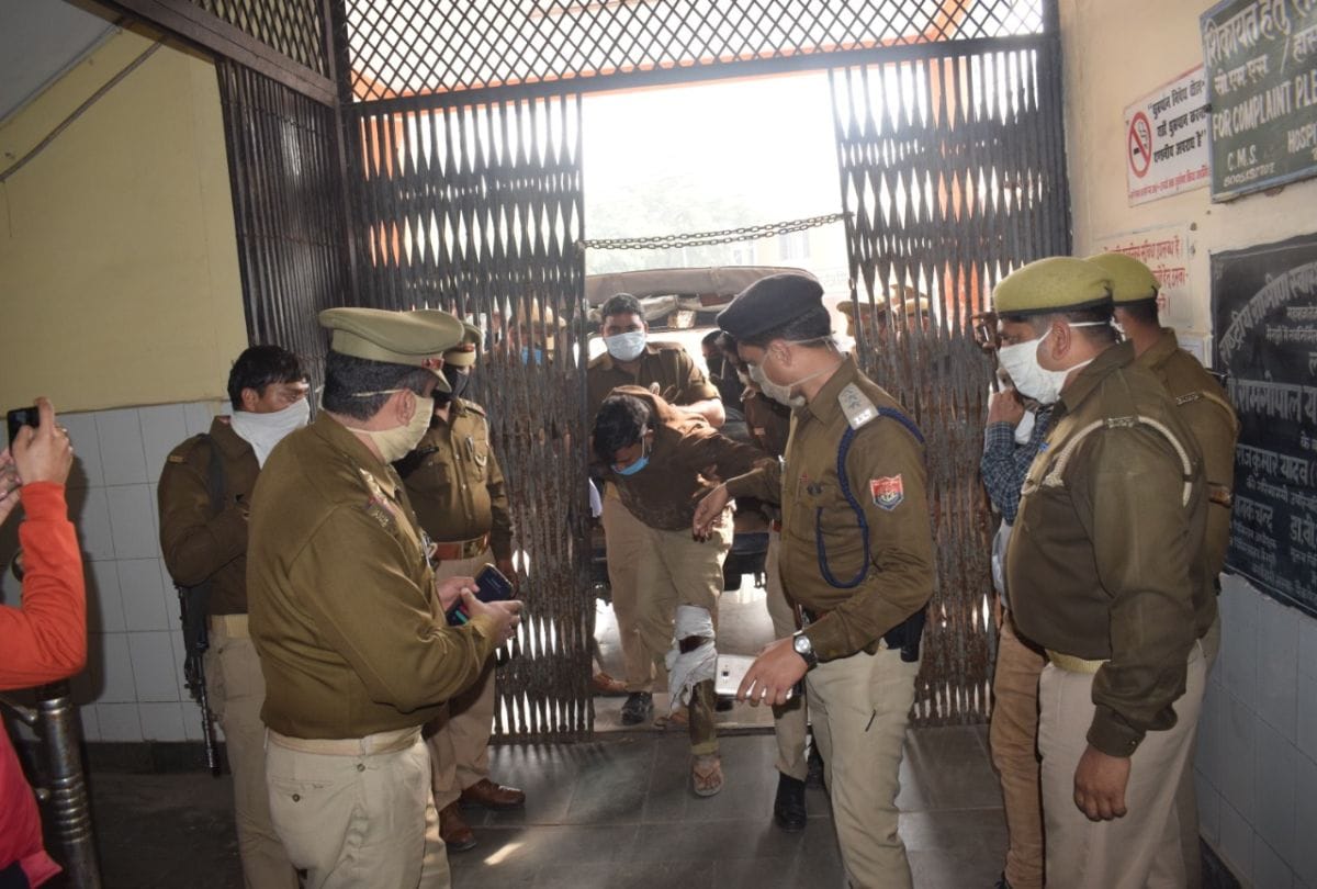 Mainpuri Police Encounter With Cattle Thief Crime News