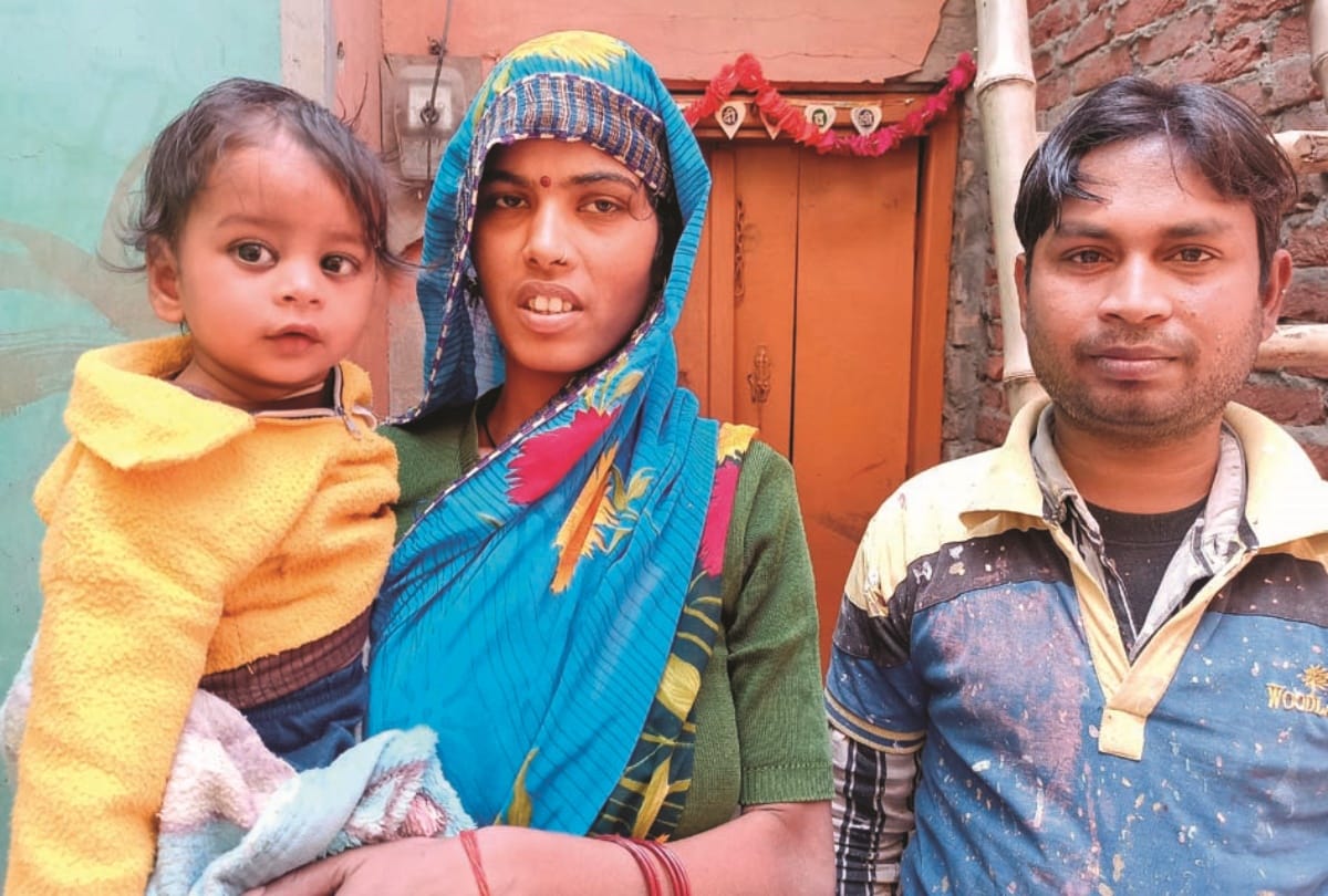 बीसलपुर के कुपोषण पीड़ित कार्तिक अपनी मां राजवती व पिता उमाशंकर के साथ