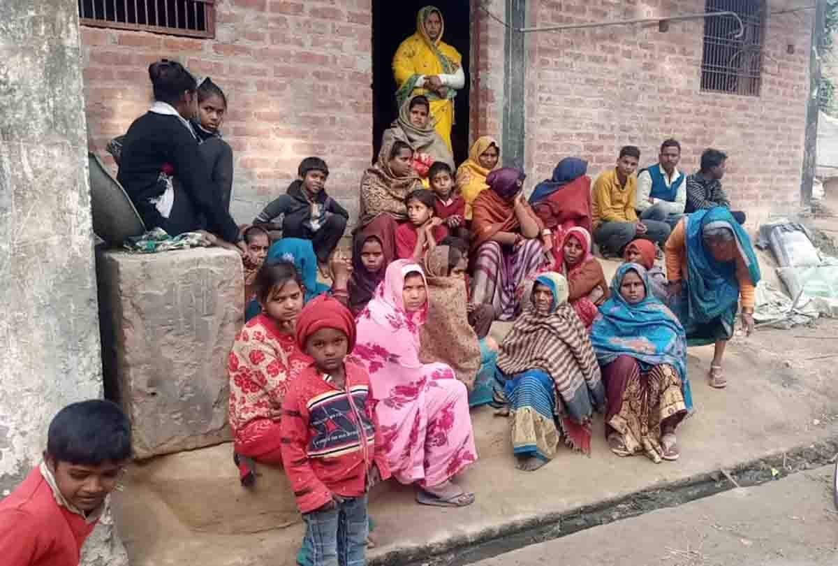 Lover couple hanged on tree, wanted to marry each other