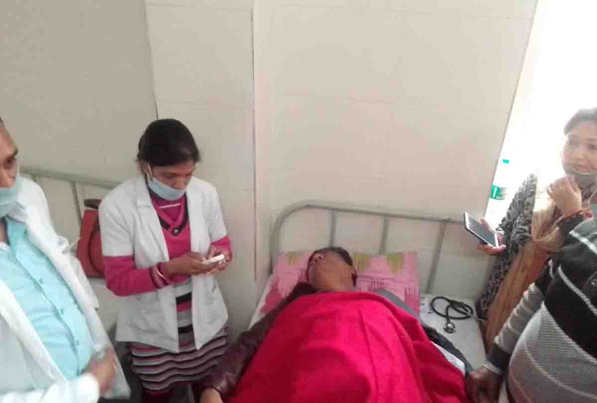 Corona vaccine trial: CMO and CMS clash due to lack of arrangements in Mahoba, CMS's condition deteriorates