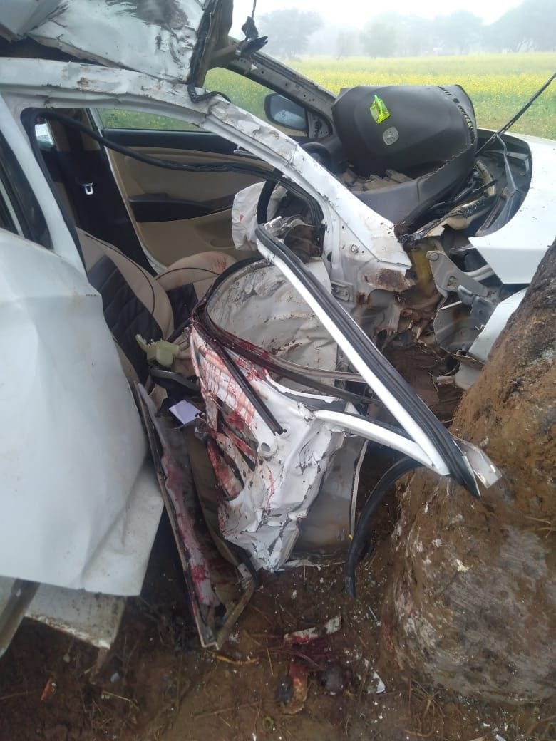 car, overspeed, clash to tree, driver die