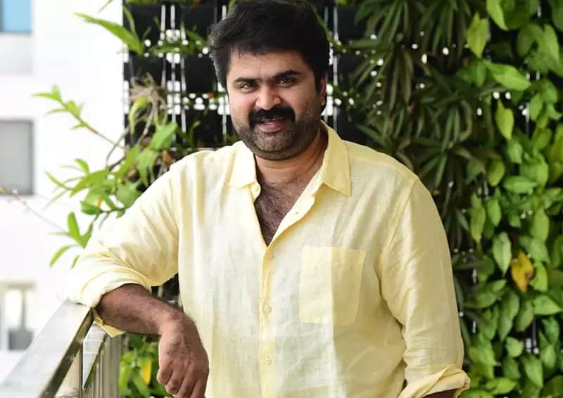Malayalam Actor Anoop Menon Fined for advertisement Of Hair Cream Product