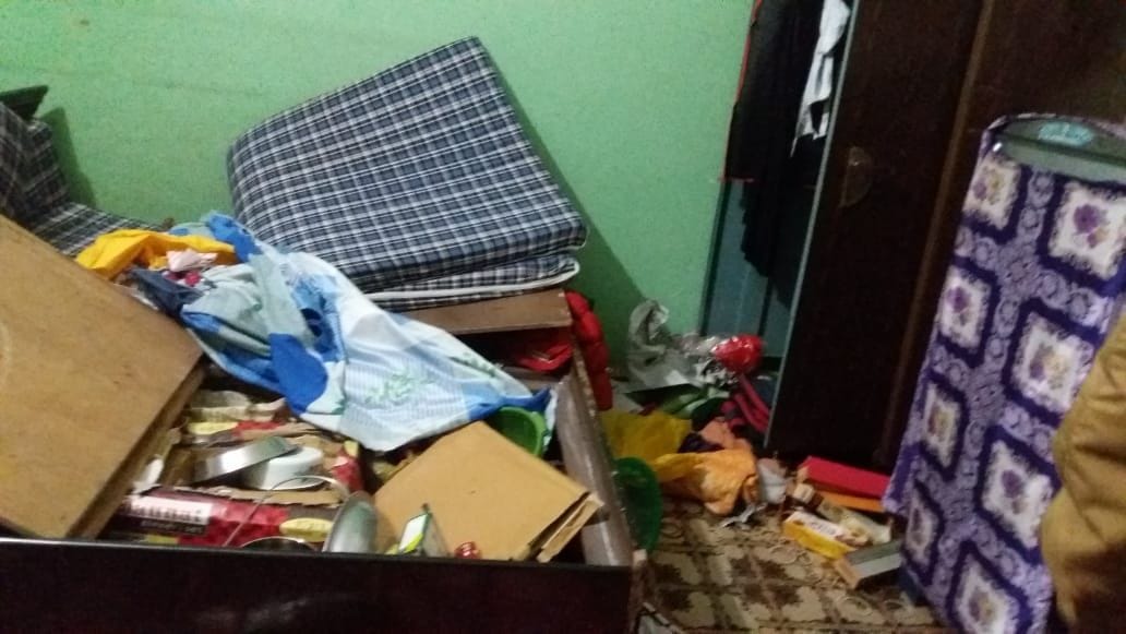 Lakhs stolen by breaking lock of businessman's house
