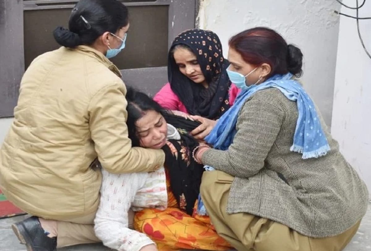up police constable committed suicide After writing last wish to wife and SSP