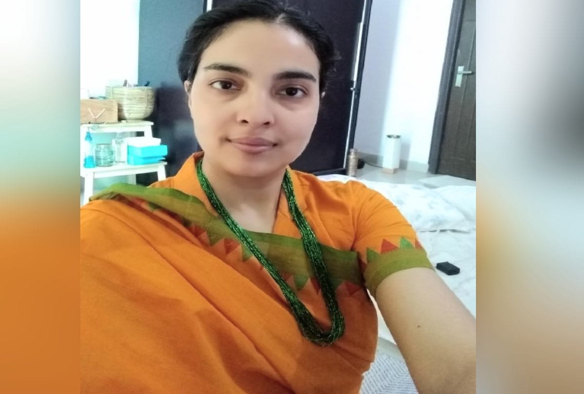 Young Scientist Award to Dr. Shubhra Sharma of bilaspur Himachal