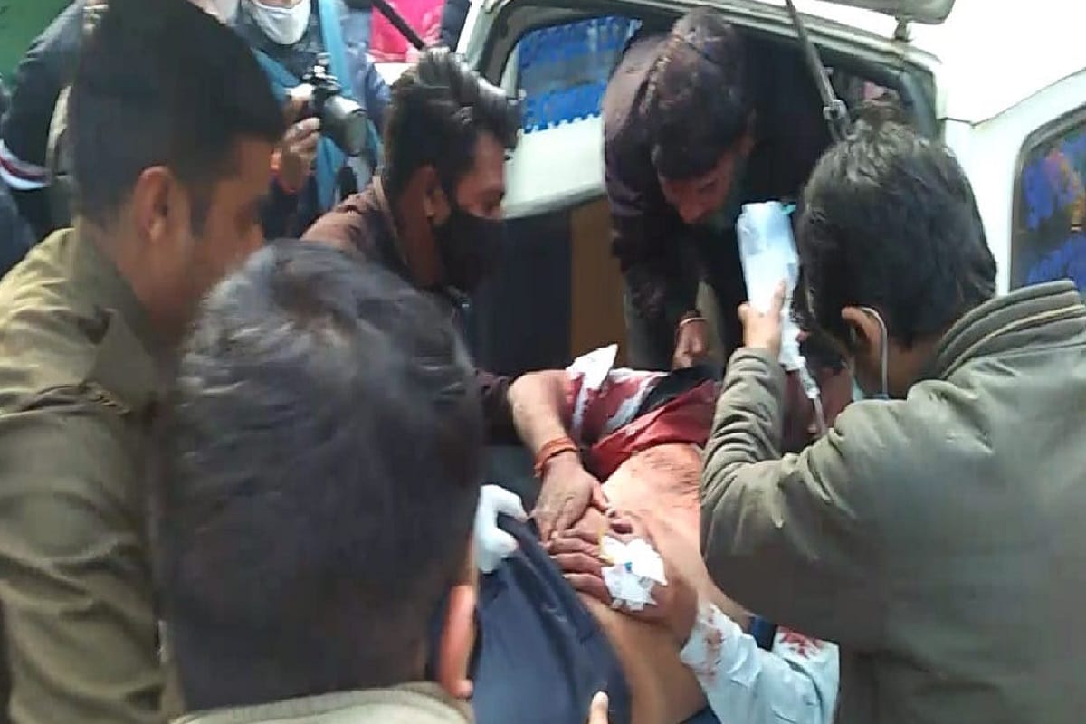 An accused attacked his in police custody in Shamli