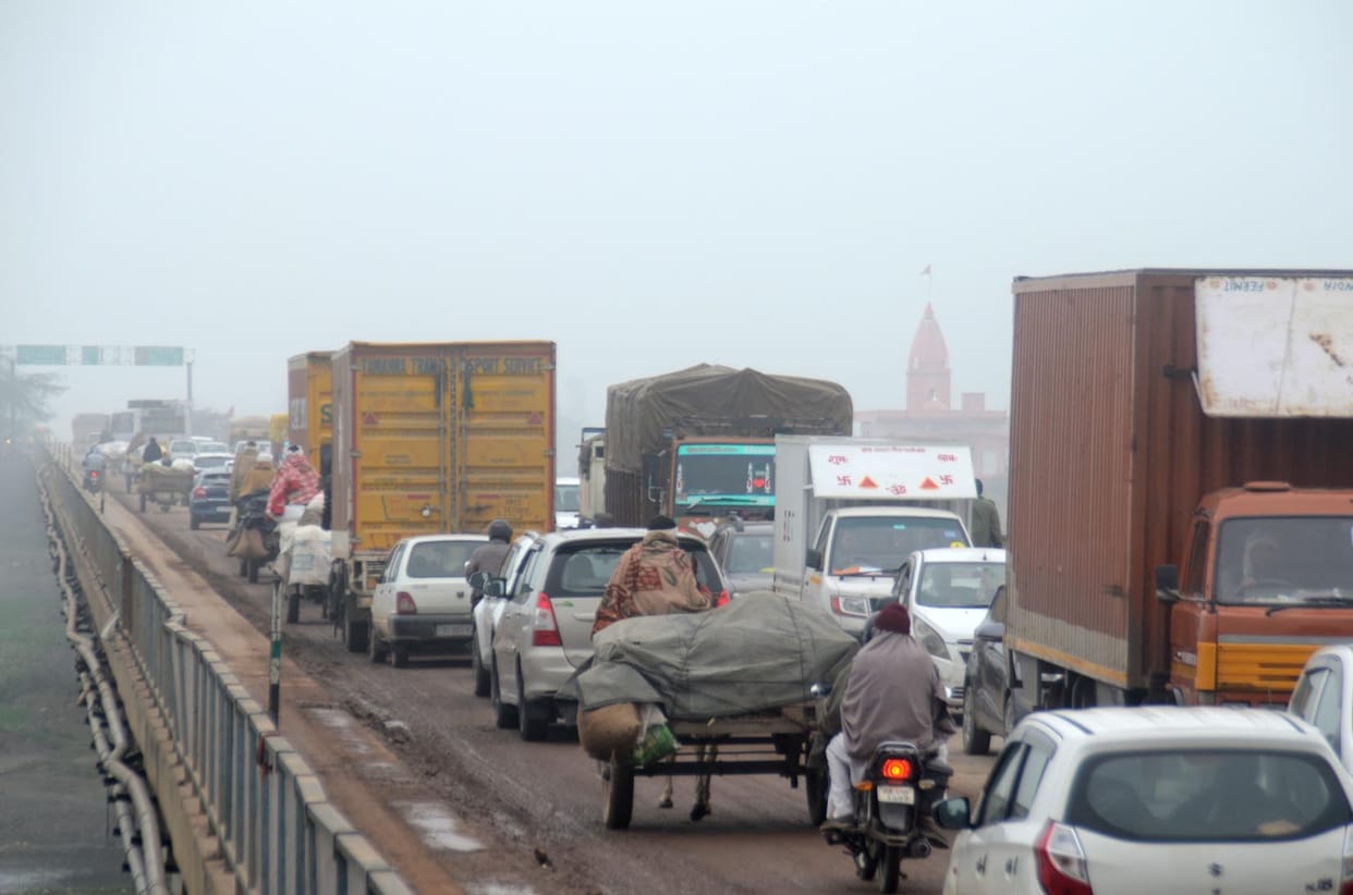 EPE vehicles diverted on Delhi-Saharanpur highway, jammed