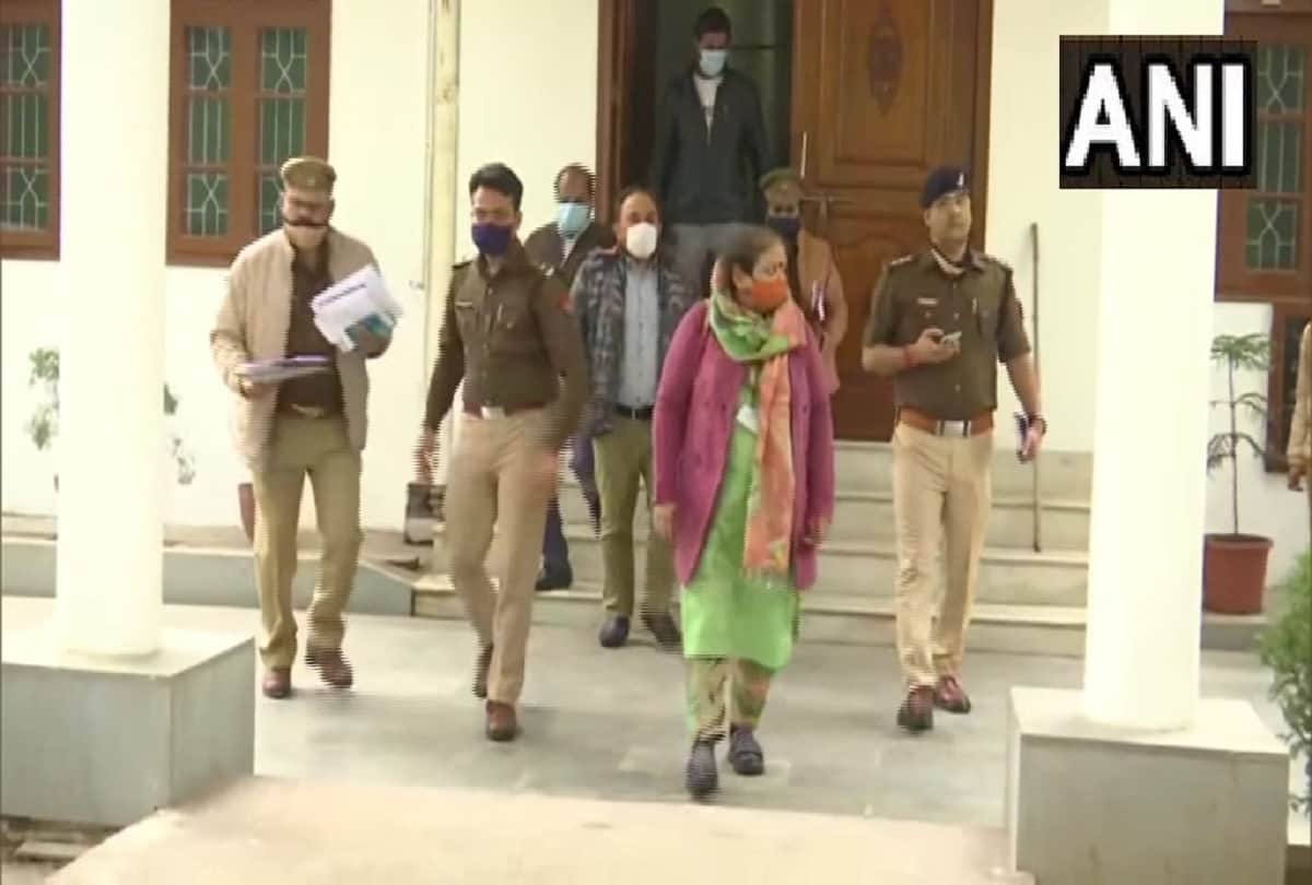 Budaun gang assault case update police gets different statements from victims husband and son