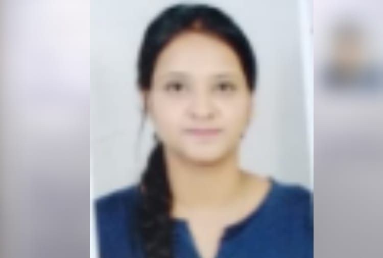 A Nursing student commits suicide in hoshiarpur