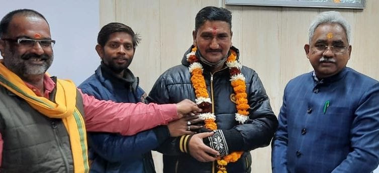 BJP's councilor Kailash left Congress