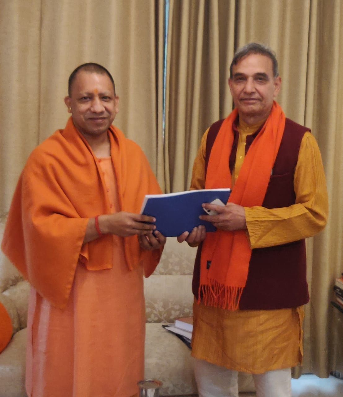 MP met CM, women's college in Chhaprauli and metro till Kasimpur Khedi