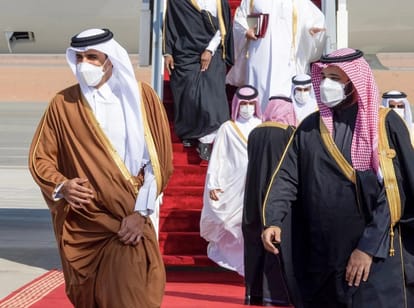 Saudi Crown Prince Mohammed bin Salman with Emir of Qatar Tamim bin Hamad Al Thani in GCC summit