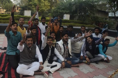 Students start indefinite strike at Kashi Vidyapeeth