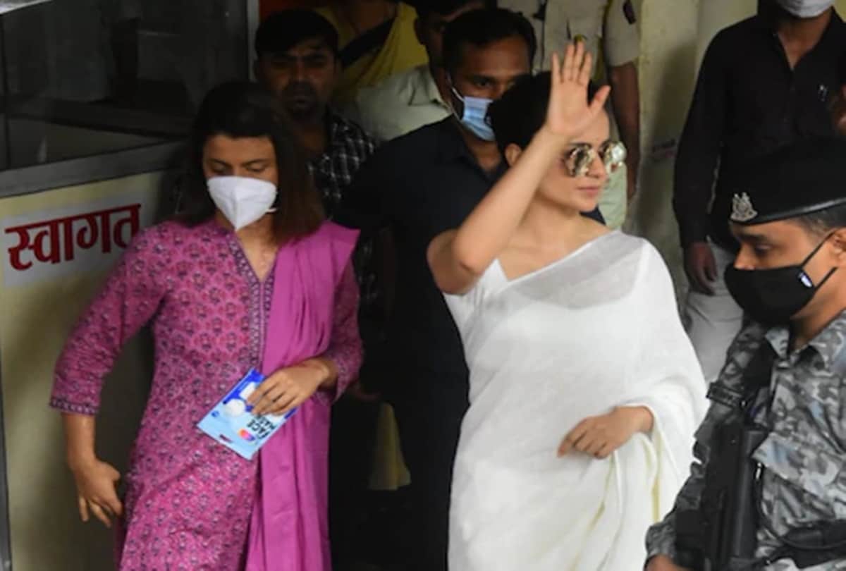 Kangana Ranaut and Rangoli appear Bandra Police to record their statements in sedition case