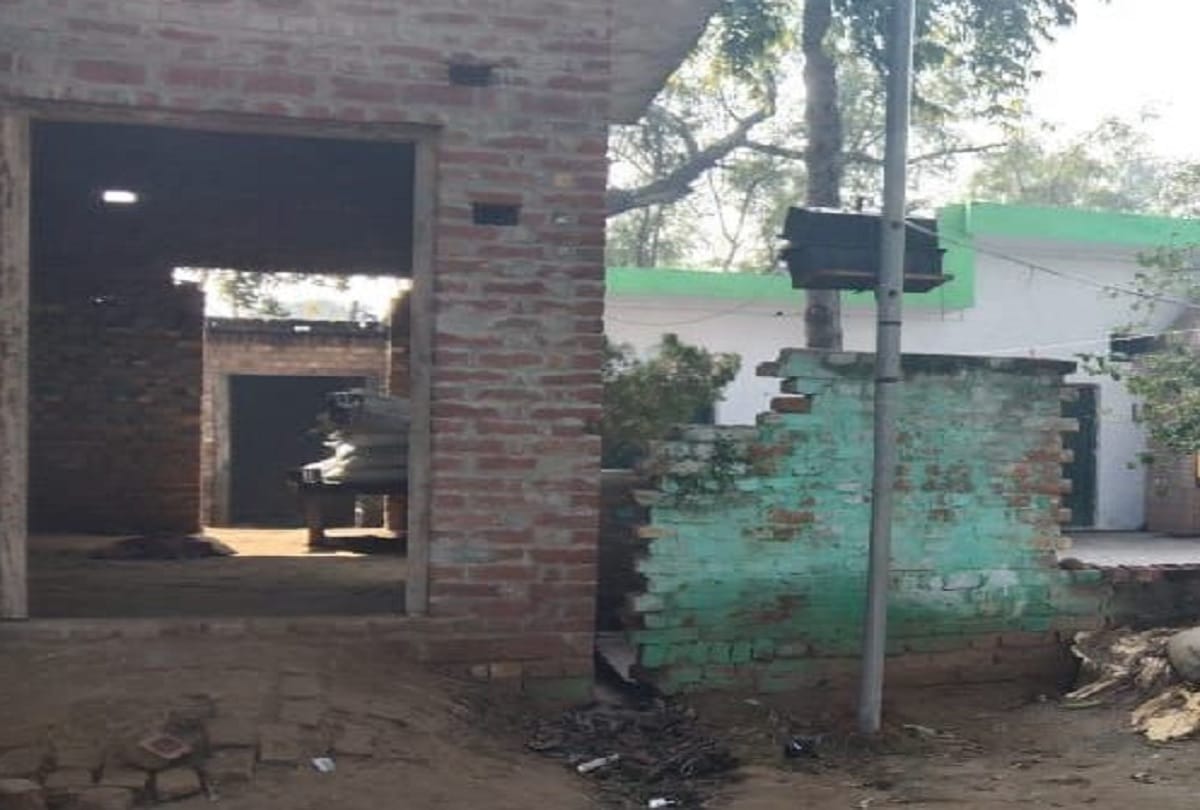 Badaun Rape Case Today Latest News: Big revealing from call detail priest was calling lady since morning