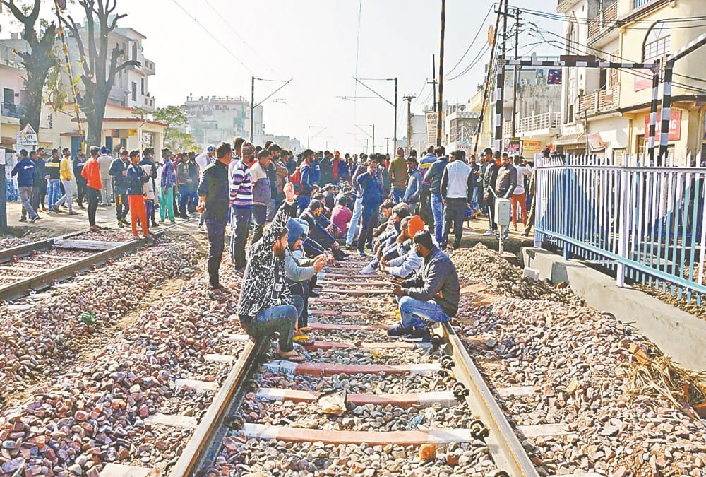 Haridwar Train Accident Incident: Four Friends who died in Accident only son in their Family