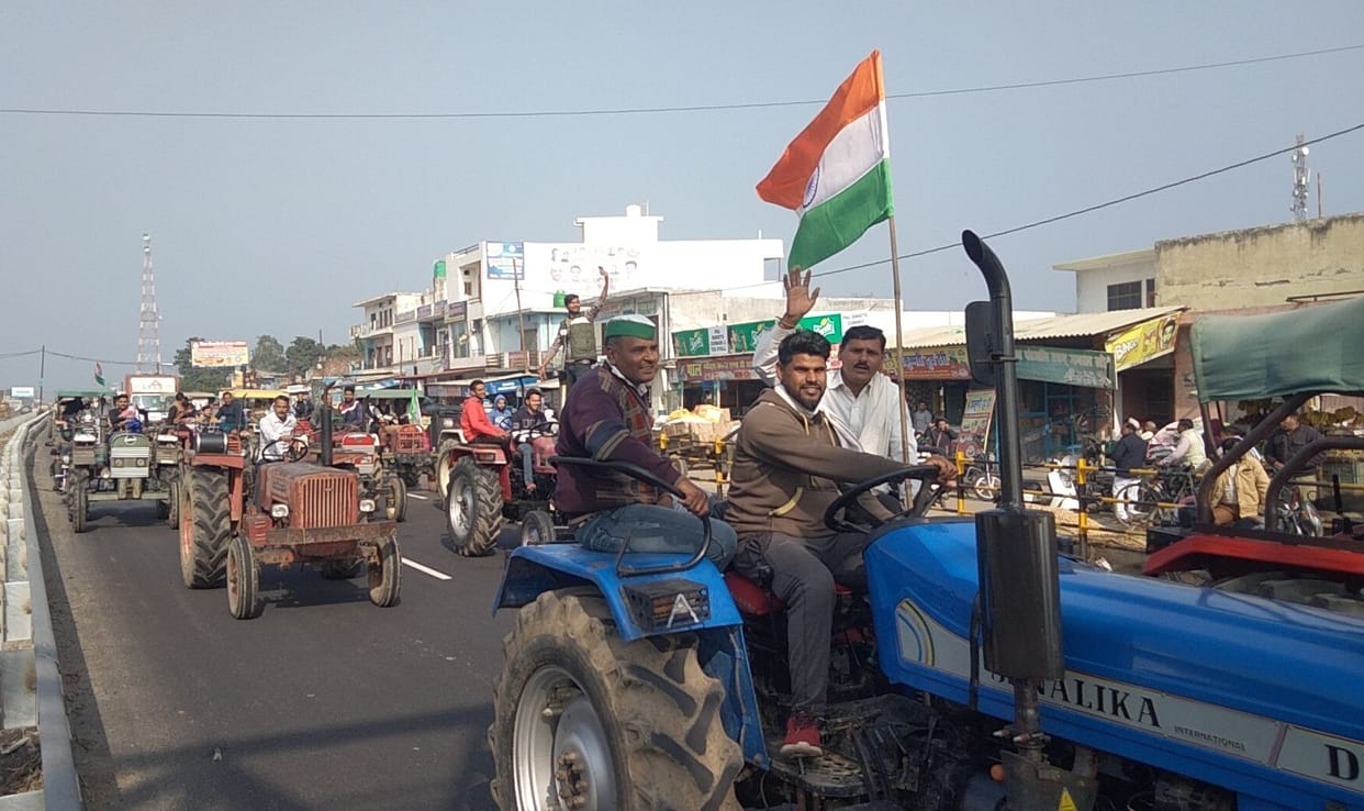 Farmers showed strength by taking out tractor rally