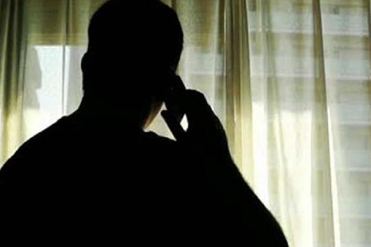 Meerut News in Hindi: Internet call is becoming a challenge for UP Police