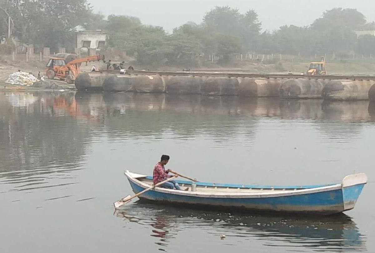 Kumbh Mela 2021 in Vrindavan UP News: Pantoon bridge over river Yamuna for Vrindavan Kumbh Mela