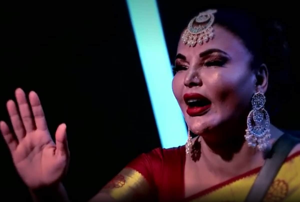 Bigg Boss 14 Arshi Khan and Rakhi Sawant get into a catfight over video goes viral