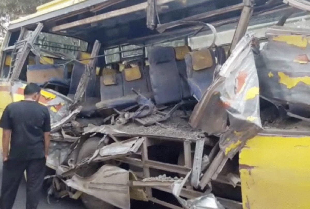 Rewa Trola overturns on school bus three teachers killed six injured