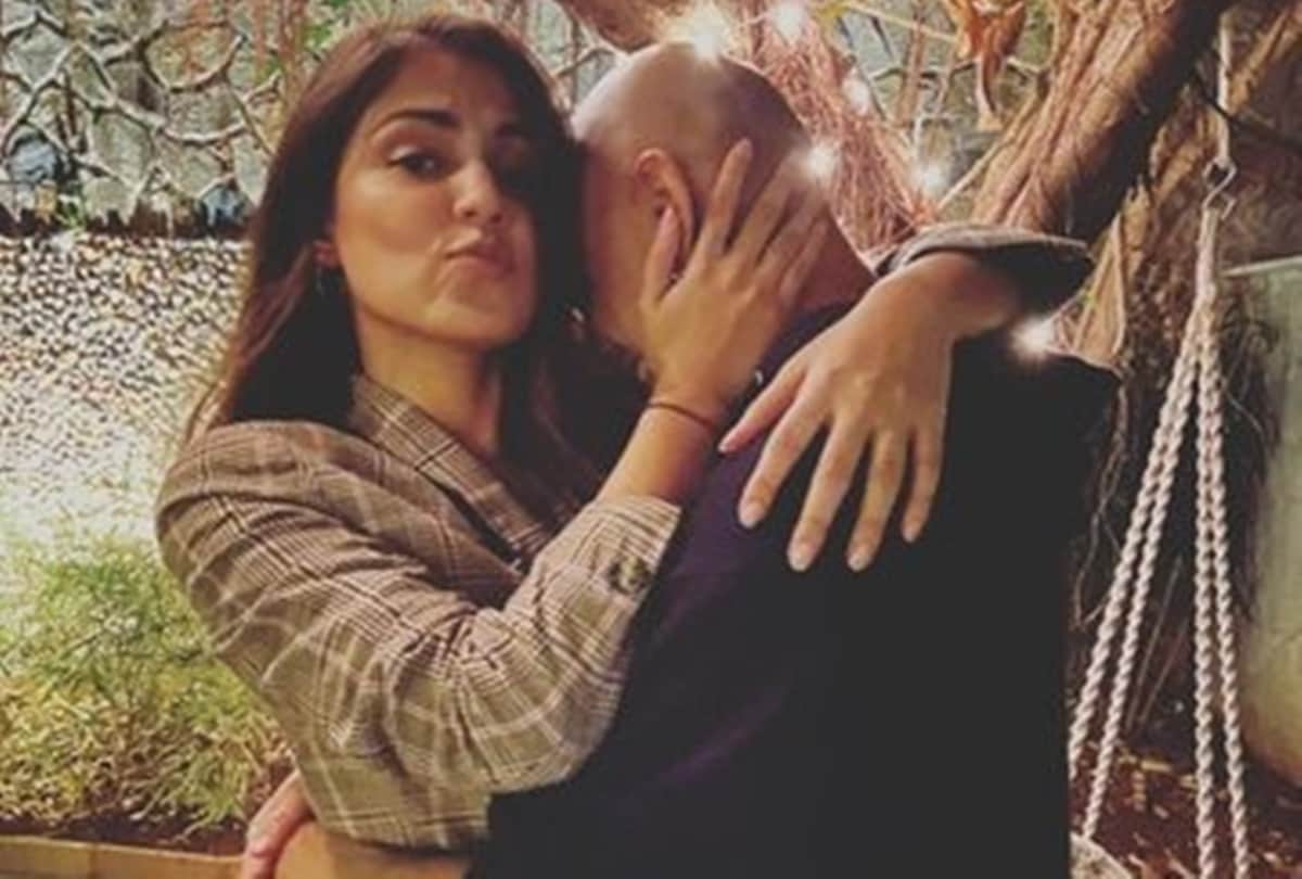 Roadies Fame Rajiv Lakshman Share Photos With Rhea Chakraborty Deleted Post and Issues Clarification After Being Trolled