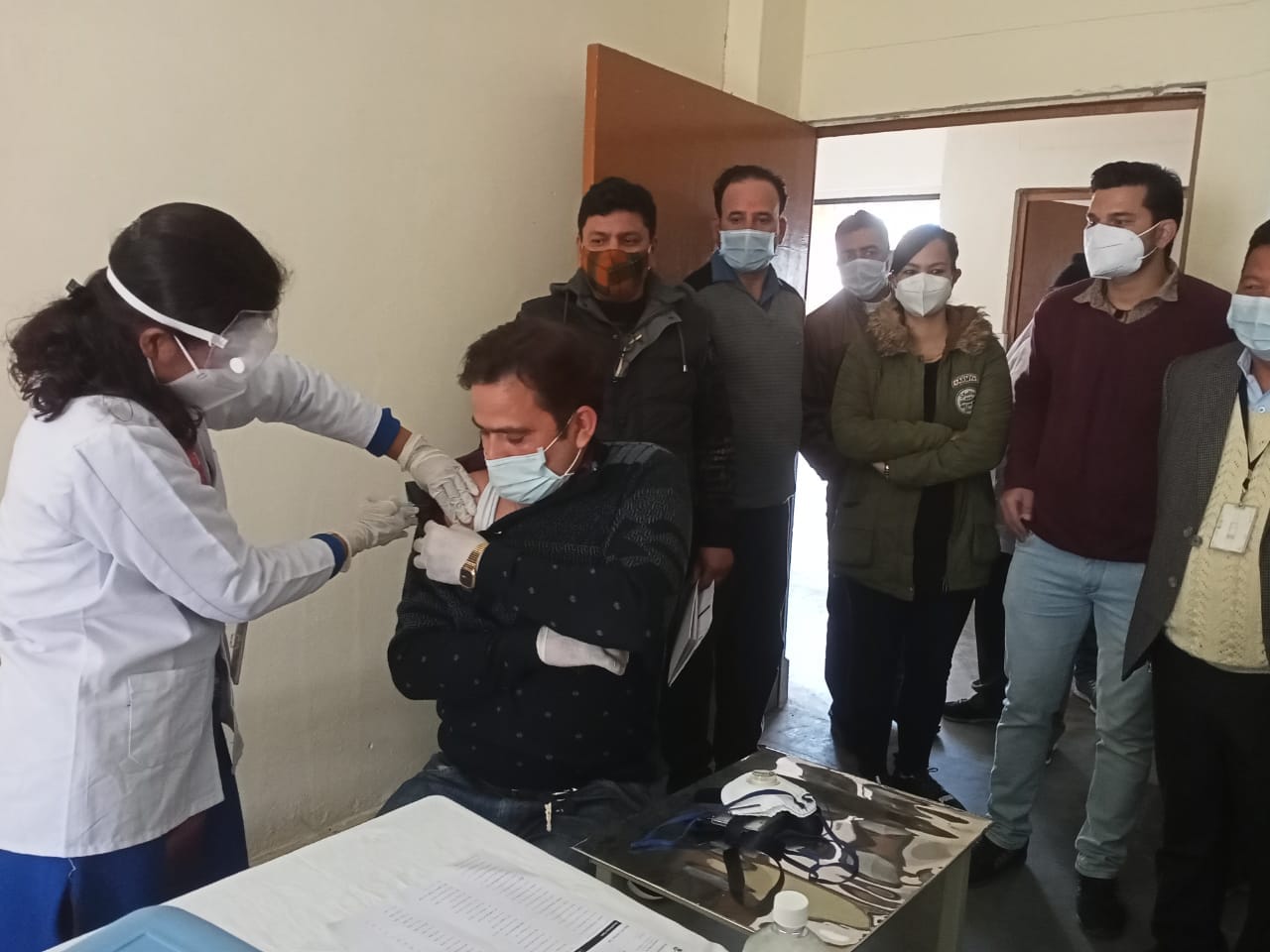corona vaccine : Doctors give answers to questions arising in minds of people about vaccine, clear confusion