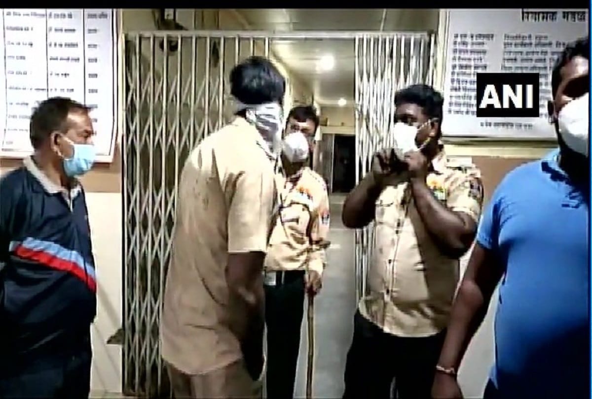maharashtra ten infants killed in bhandara district hospital fire news who is responsible