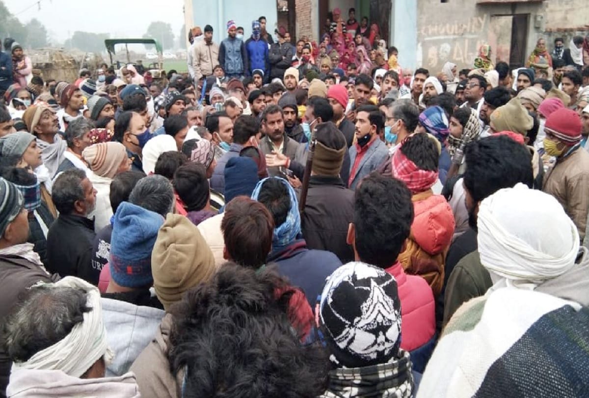 bulandshahr Poisonous Liquor Case Women says Liquor mafia threatens villagers