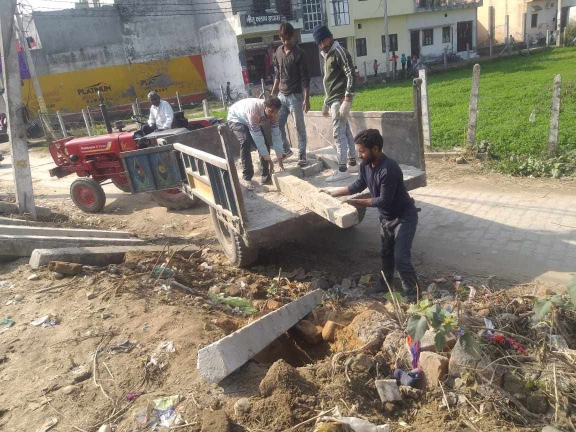 Alert people doing homeguards deployed at railway gates