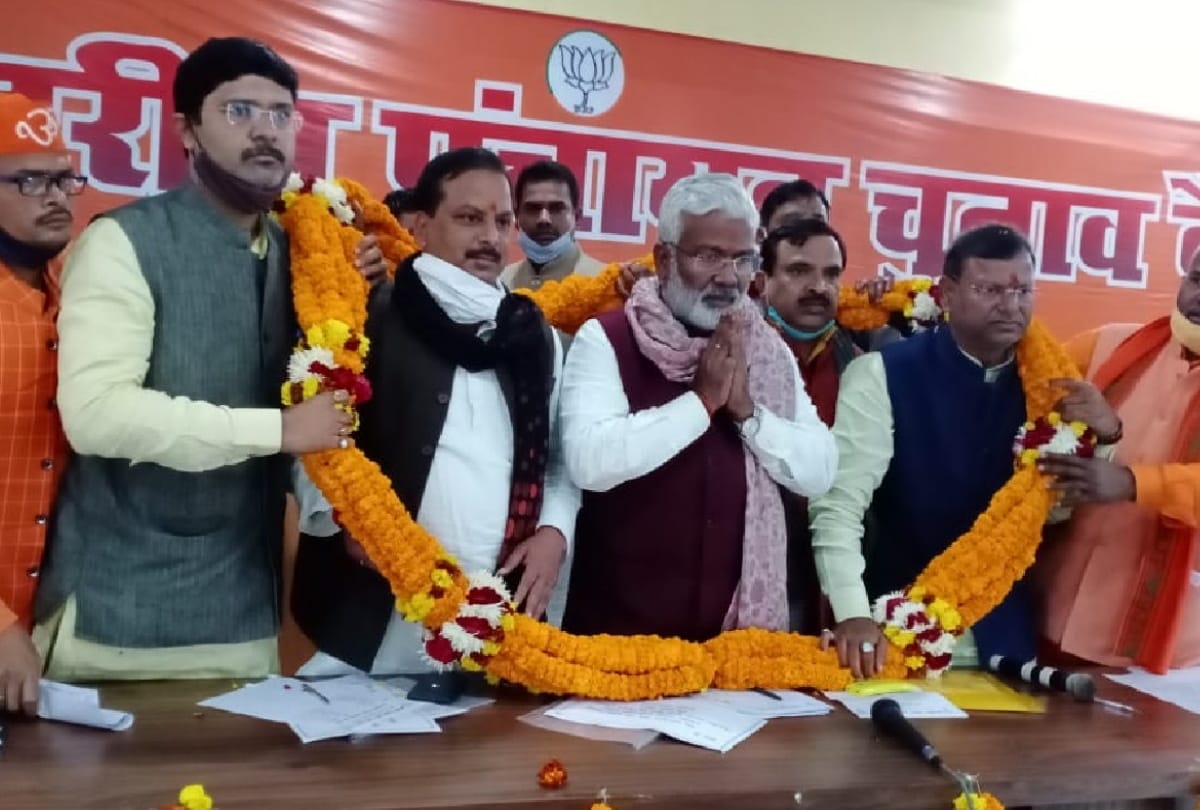 BJP state president Swatantra Dev Singh visit maharajganj