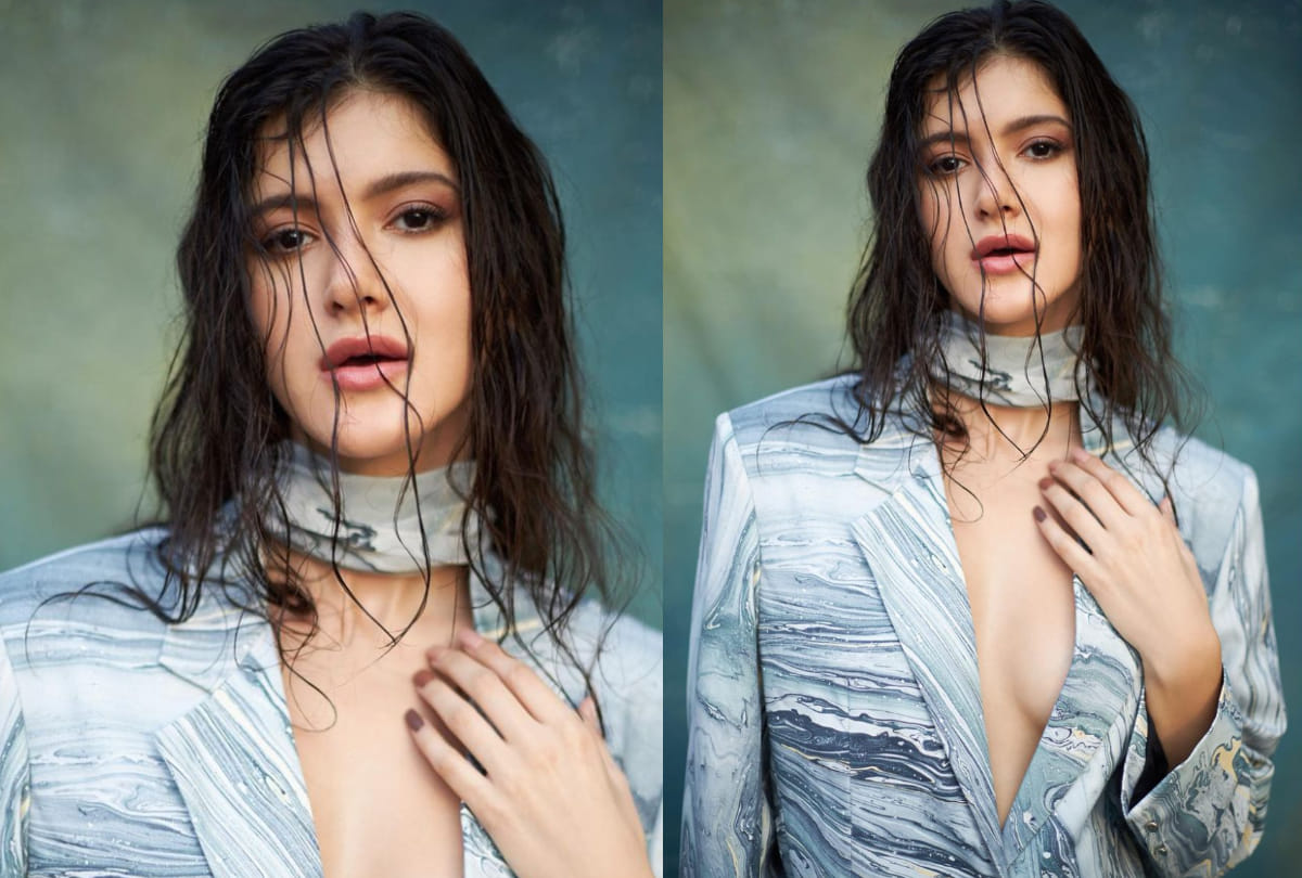 star kid shanaya kapoor new bold photoshoot viral post on instagram